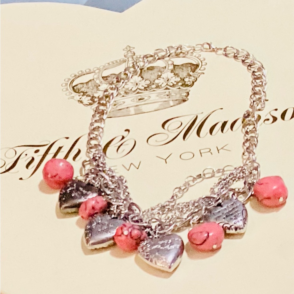 Necklace hearts and stones